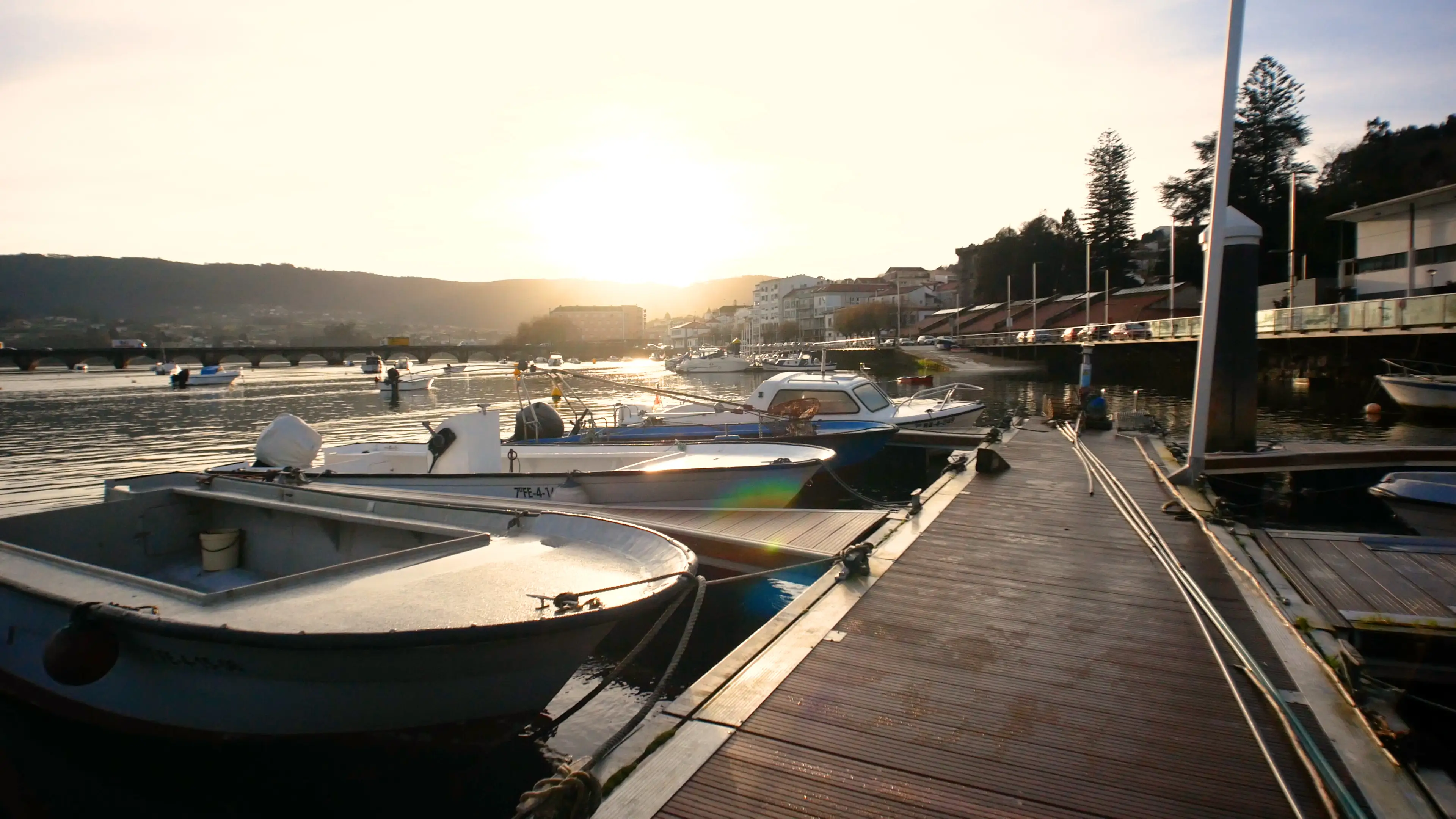 Barcos amarrados en Pontedeume