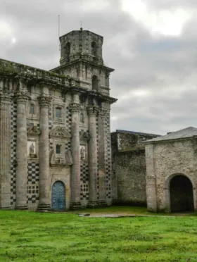 Monasterio de Monfero