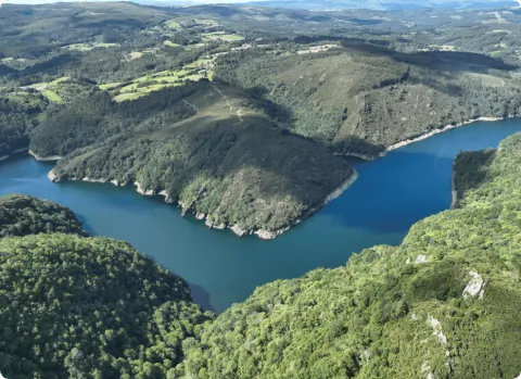 Cuenca de un río vista desde el aire