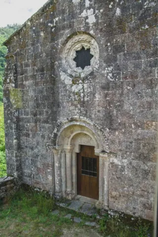 Ruta de Soaserra al Monasterio de Caaveiro