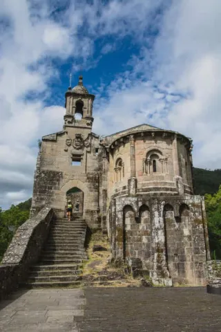Ruta de Soaserra al Monasterio de Caaveiro